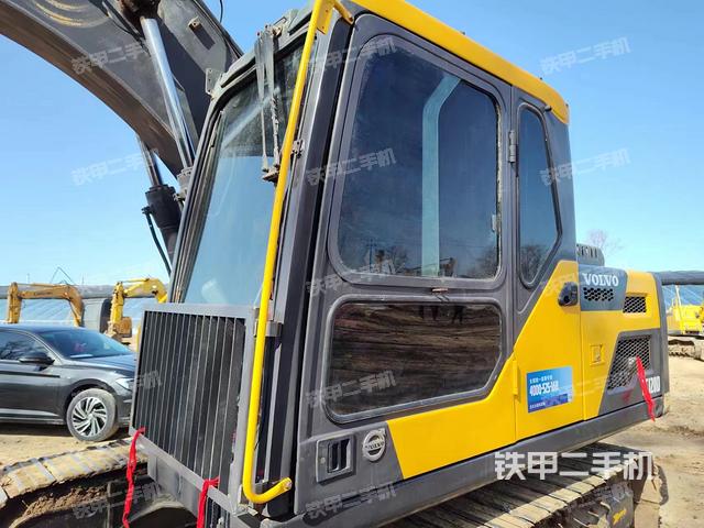 驾驶室整体（整机外观）