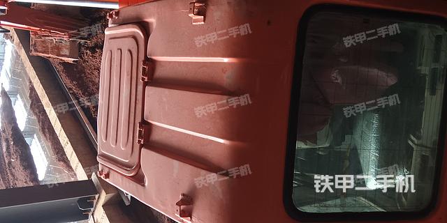 驾驶室顶部（整机外观）