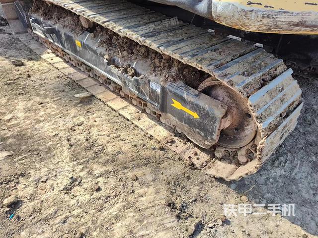 单侧履带整体（整机外观）