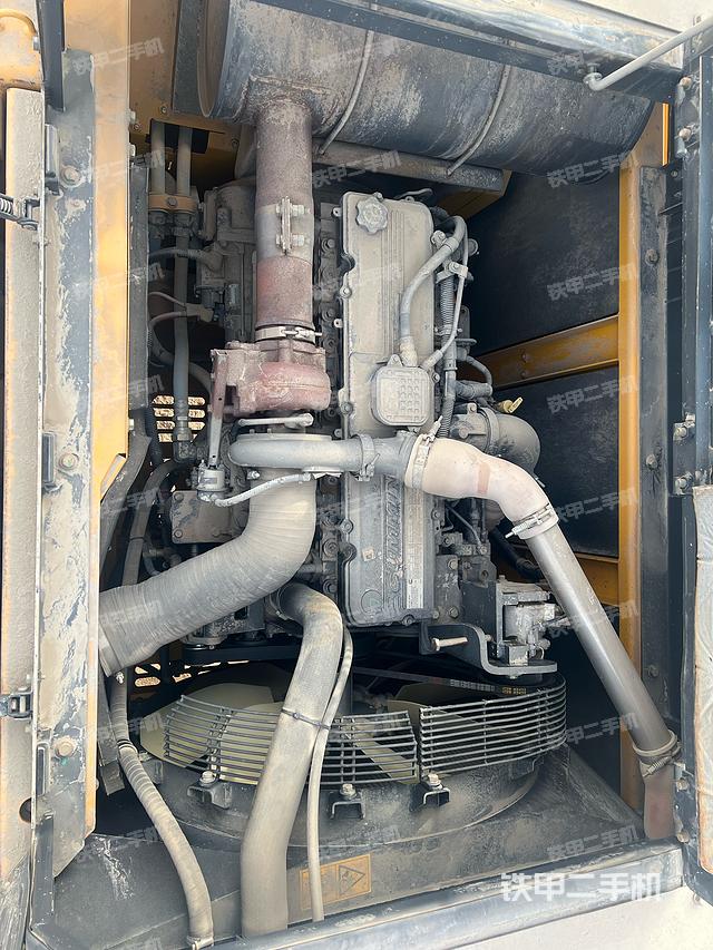 发动机整体俯视（整机外观）