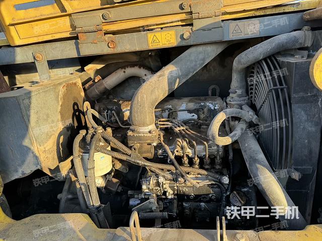 发动机整体俯视（整机外观）