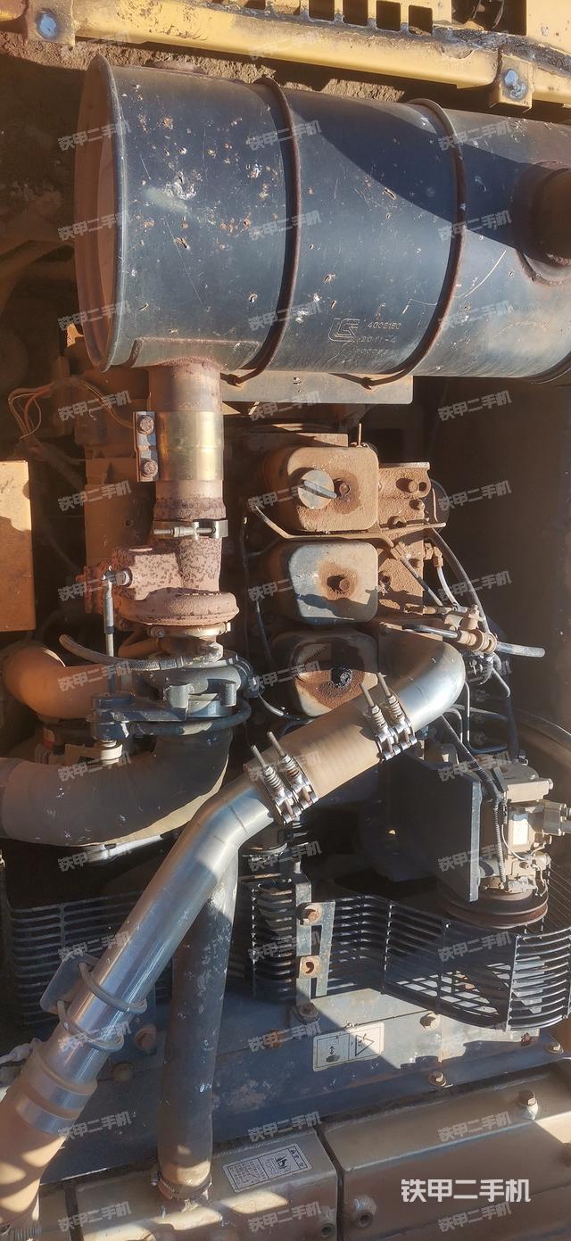 发动机整体俯视（整机外观）