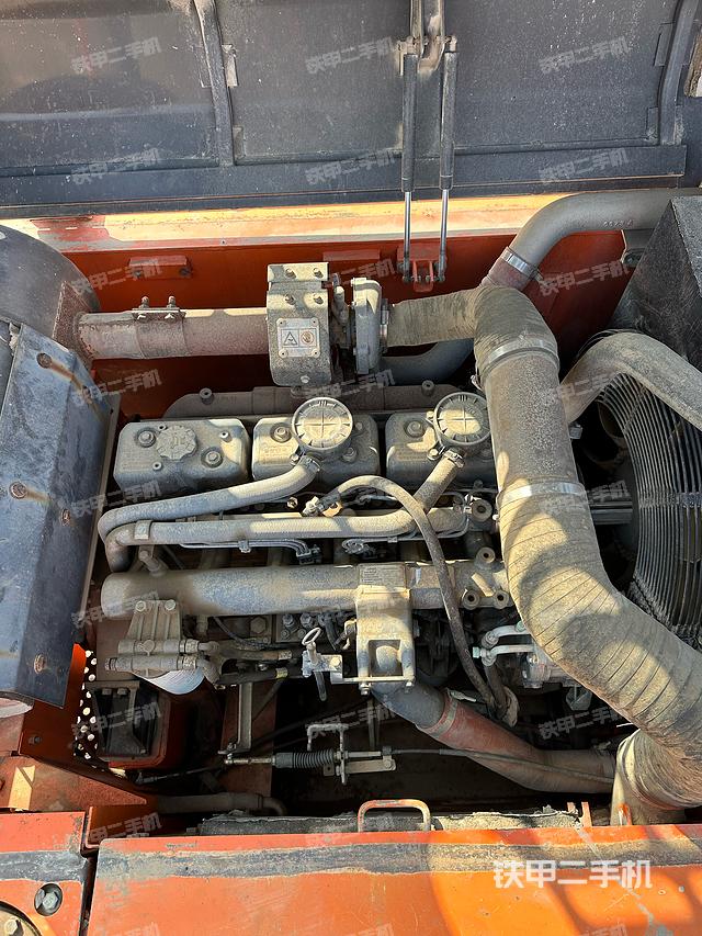 发动机整体俯视（整机外观）