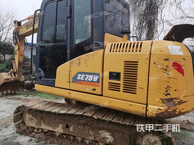 整机右后45°（整机外观）