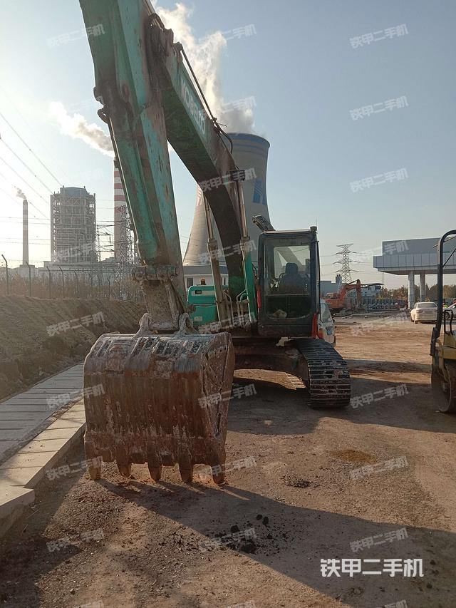 神钢SK210LC-8挖掘机