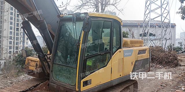 驾驶室整体（整机外观）