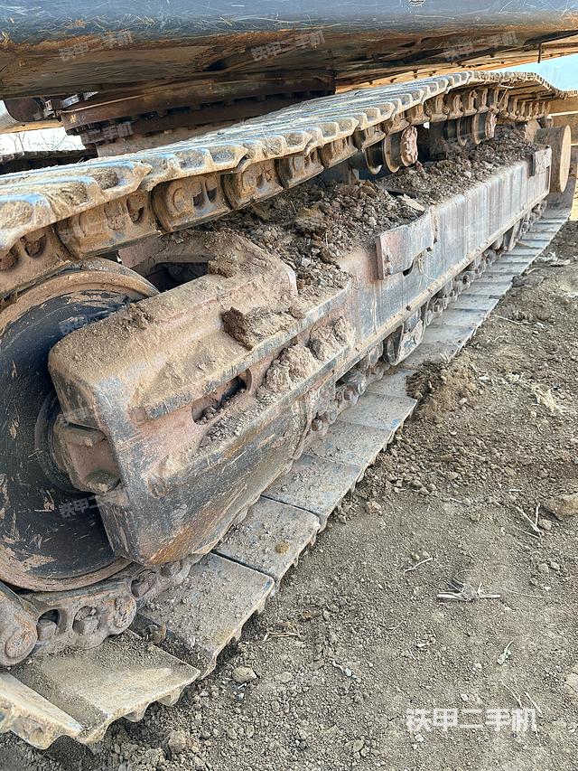 单侧履带整体（整机外观）