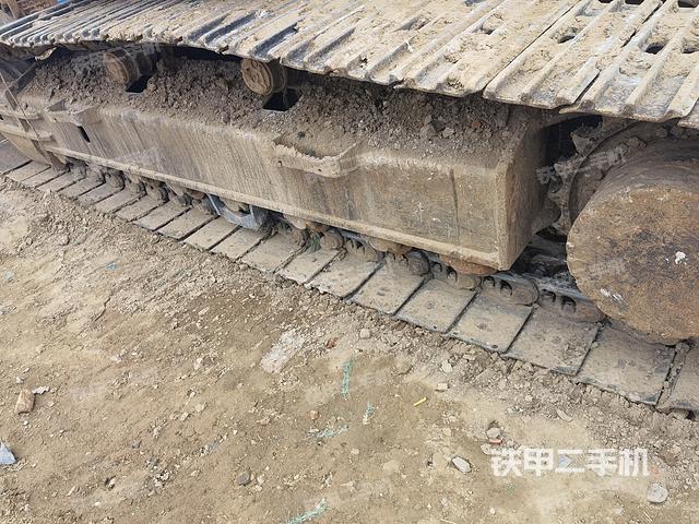 单侧履带整体（整机外观）