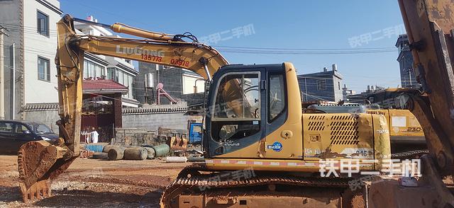 单侧履带整体（整机外观）