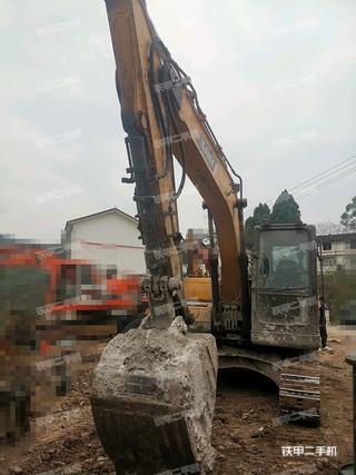 朝阳三一重工SY135C挖掘机实拍图片