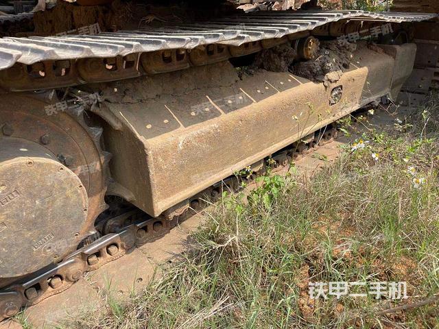 单侧履带整体（整机外观）