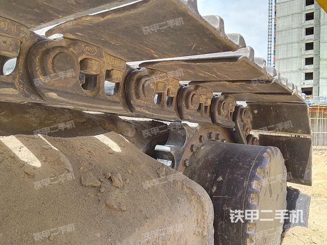 单侧履带整体（整机外观）