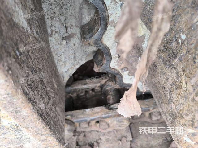 单侧履带整体（整机外观）