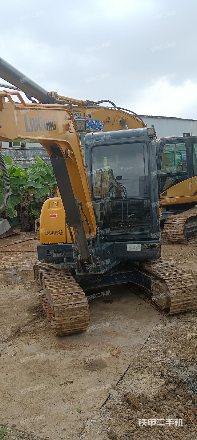 柳工CLG906E挖掘機(jī)