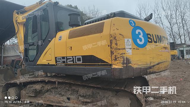 住友SH210-6挖掘机