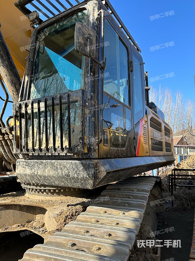 驾驶室整体（整机外观）