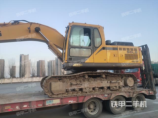 山东临工LG6210E挖掘机
