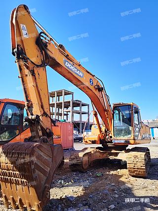 辽宁-大连市二手斗山DH225LC-7挖掘机实拍照片