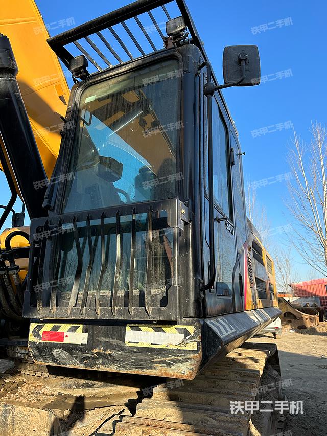 驾驶室整体（整机外观）