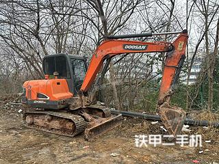 昆明斗山DX55-9C挖掘机实拍图片