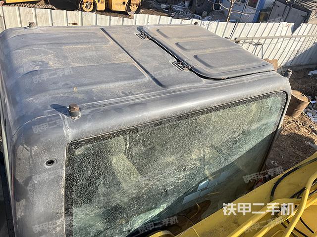 驾驶室顶部（整机外观）