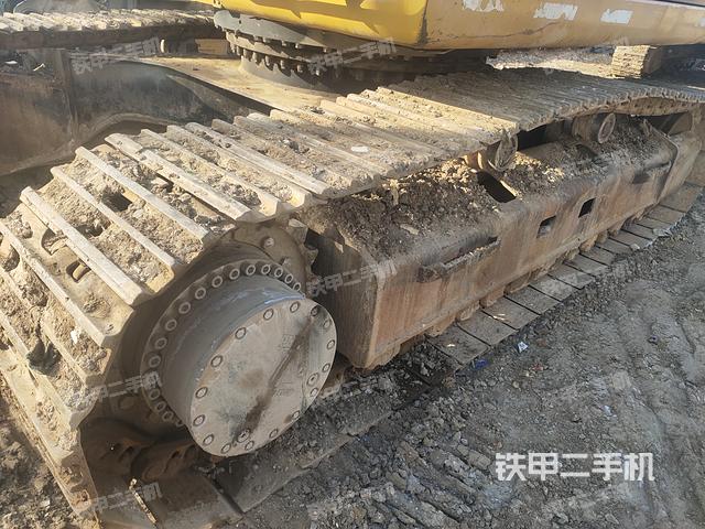 单侧履带整体（整机外观）