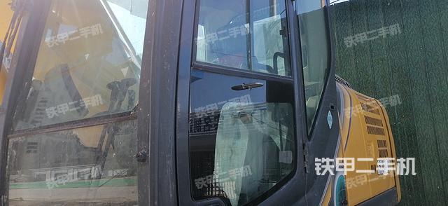 驾驶室整体（整机外观）