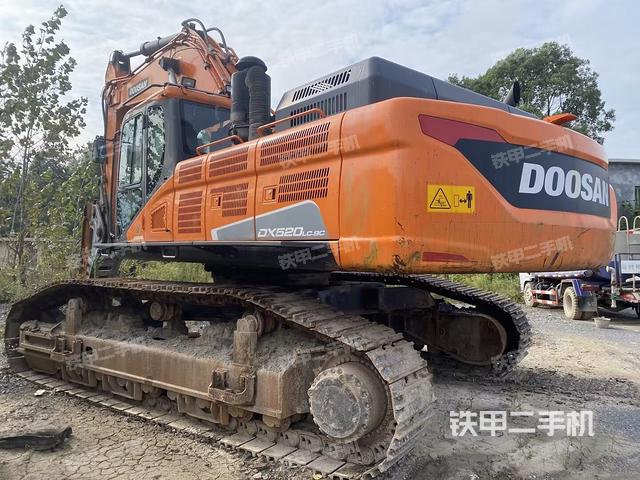 斗山DX520LC-9C挖掘机