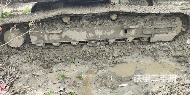 单侧履带整体（整机外观）