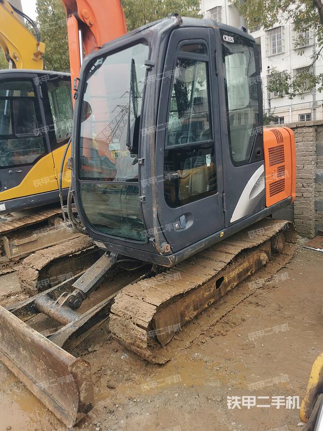 驾驶室整体（整机外观）