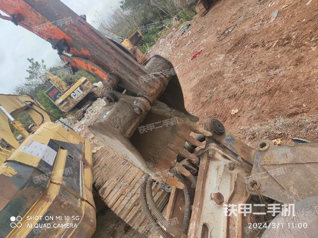 铲斗45度(工作和回转装置) 铲斗45度(工作和回转装置)