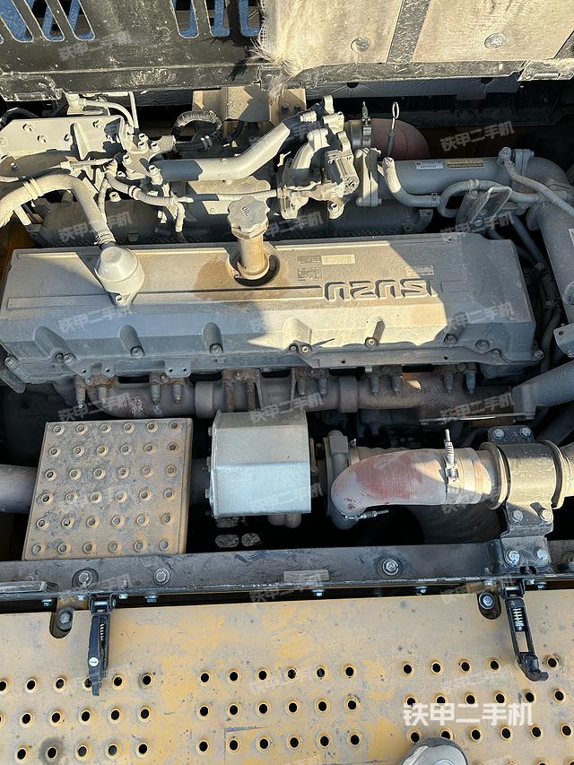 发动机整体俯视（整机外观）