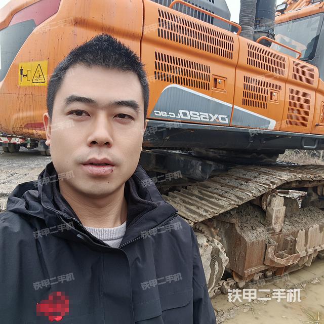 整机右后45°（整机外观）