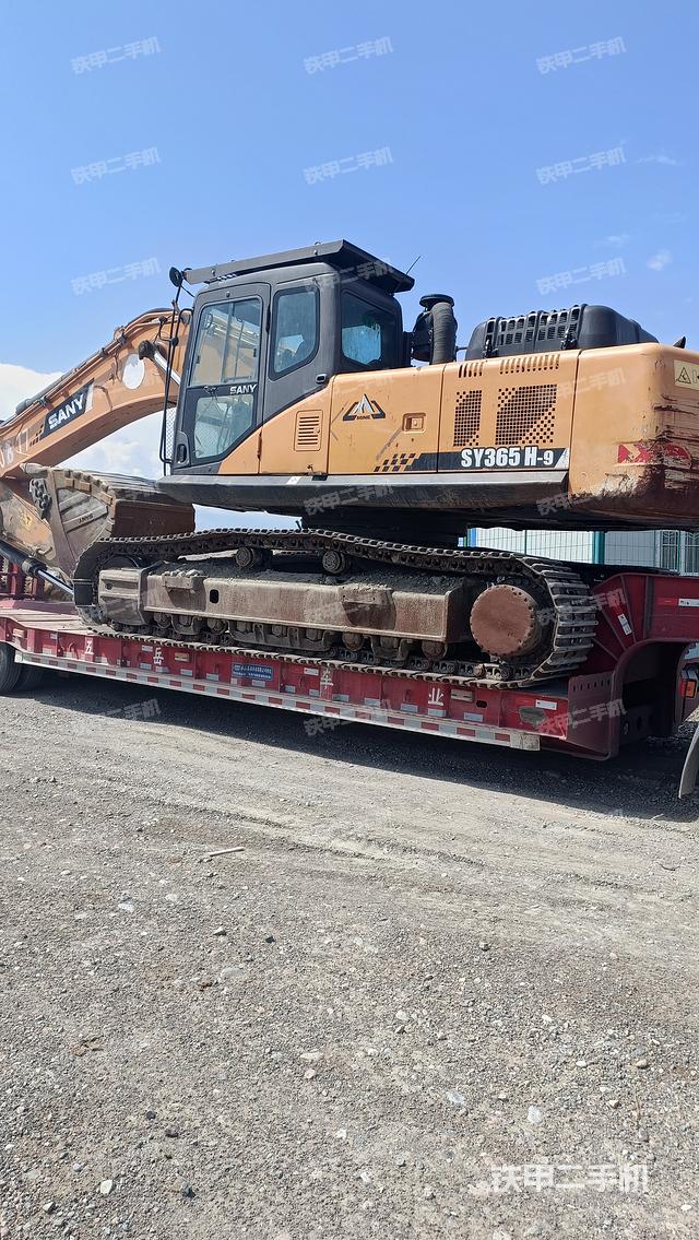 驾驶室整体（整机外观）