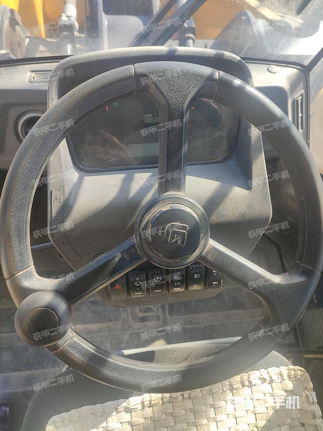 驾驶室工作台（整机外观及大件）