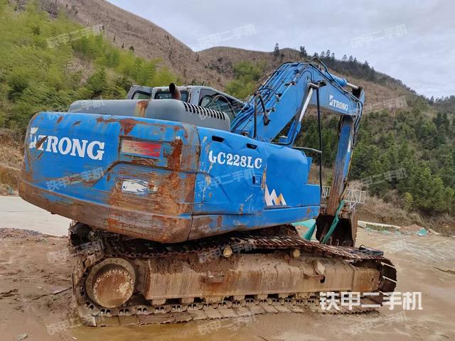 山重建机GC228LC-8挖掘机