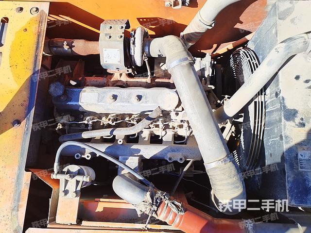 发动机整体俯视（整机外观）