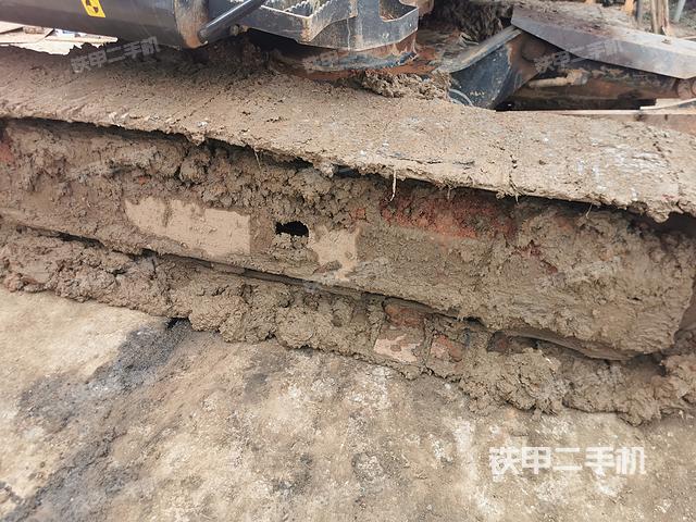 单侧履带整体（整机外观）