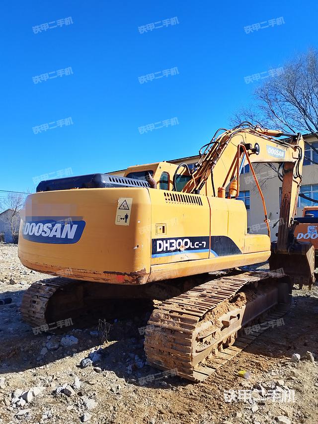 整机右后45°（整机外观）