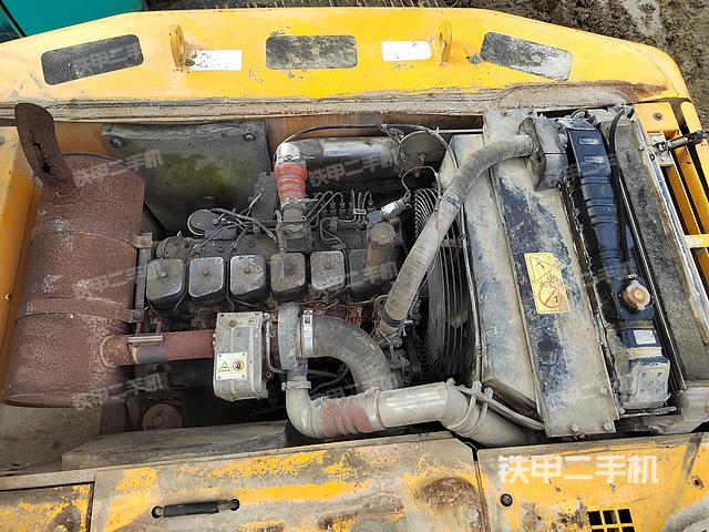 发动机整体俯视（整机外观）