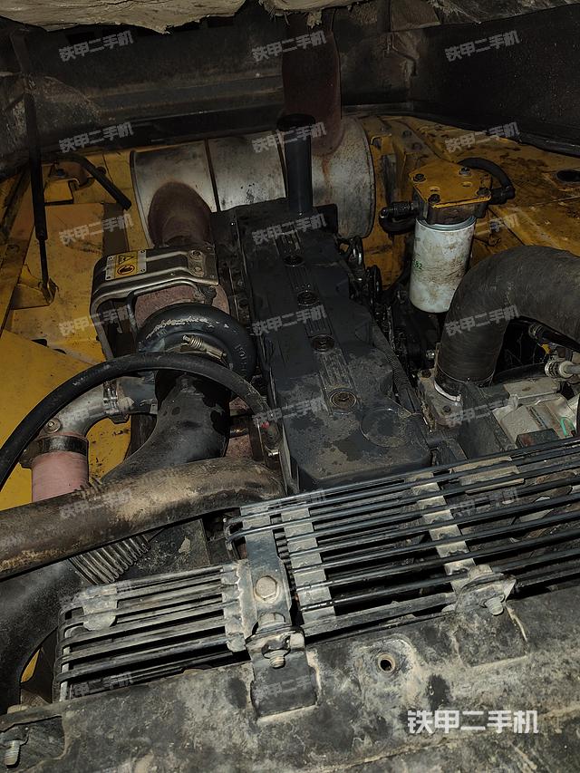 发动机整体俯视（整机外观）