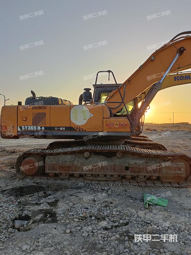 单侧履带整体（整机外观）