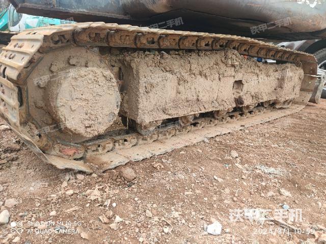 左侧履带整体 (行走机构) 左侧履带整体 (行走机构)