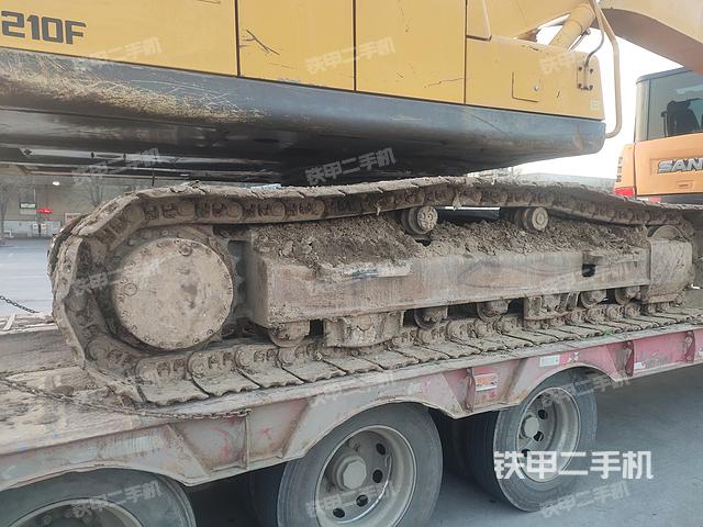 单侧履带整体（整机外观）