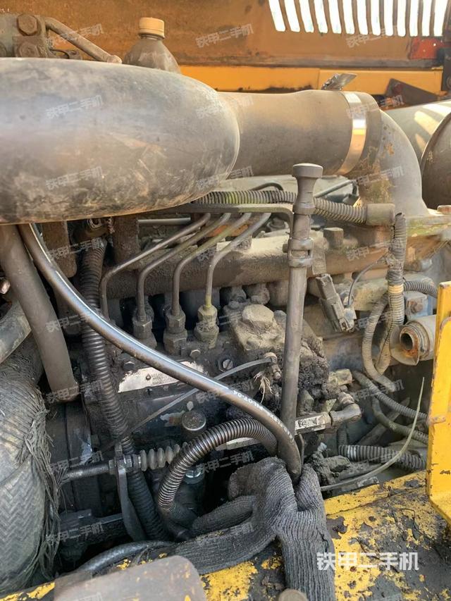 发动机整体俯视（整机外观）