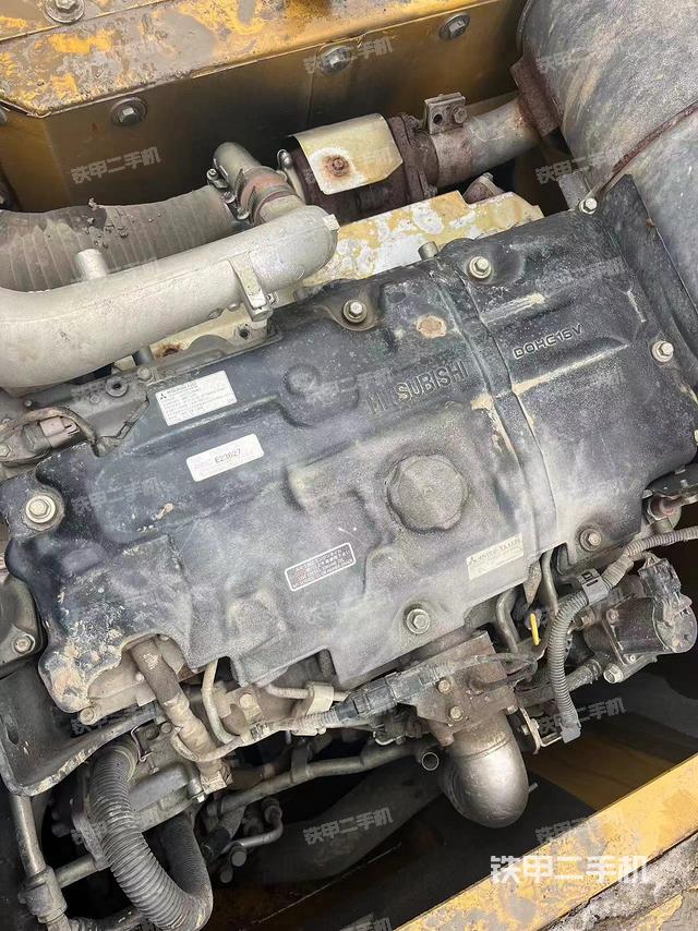 发动机整体俯视（整机外观）