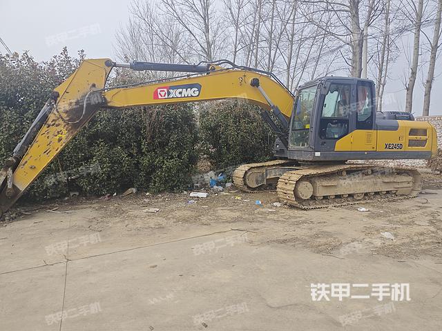 徐工XE205DA挖掘机