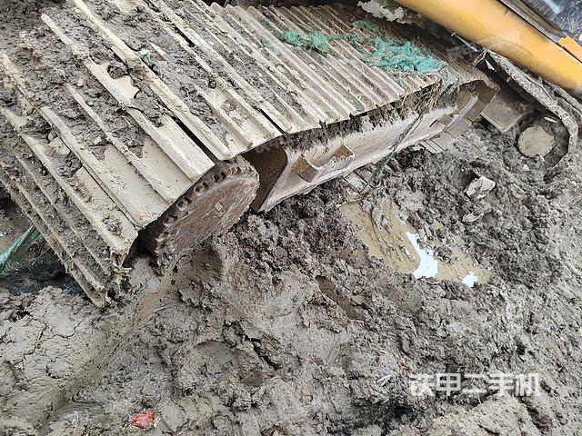 单侧履带整体（整机外观）