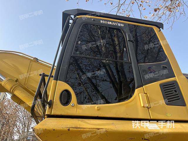 驾驶室整体（整机外观）