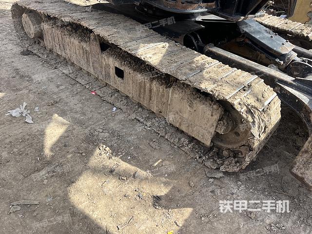 单侧履带整体（整机外观）